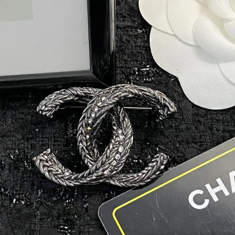 chanel brooches pour femme s_1205073